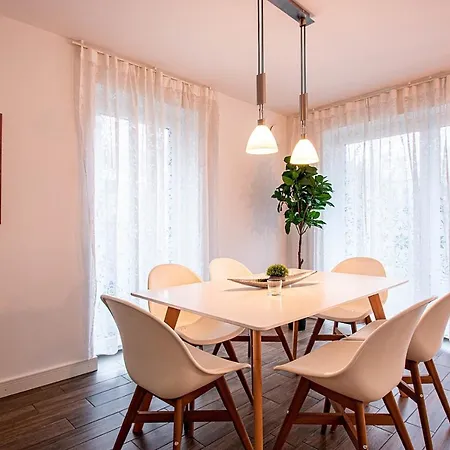 130qm Haus Mit 3 Schlafzimmern, Sauna, Parkplatz Luneburg