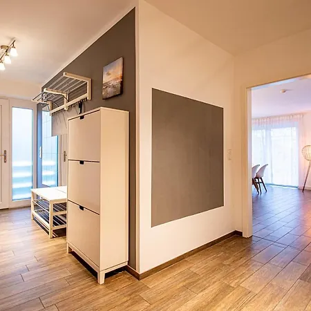 130qm Haus Mit 3 Schlafzimmern, Sauna, Parkplatz Apartment *